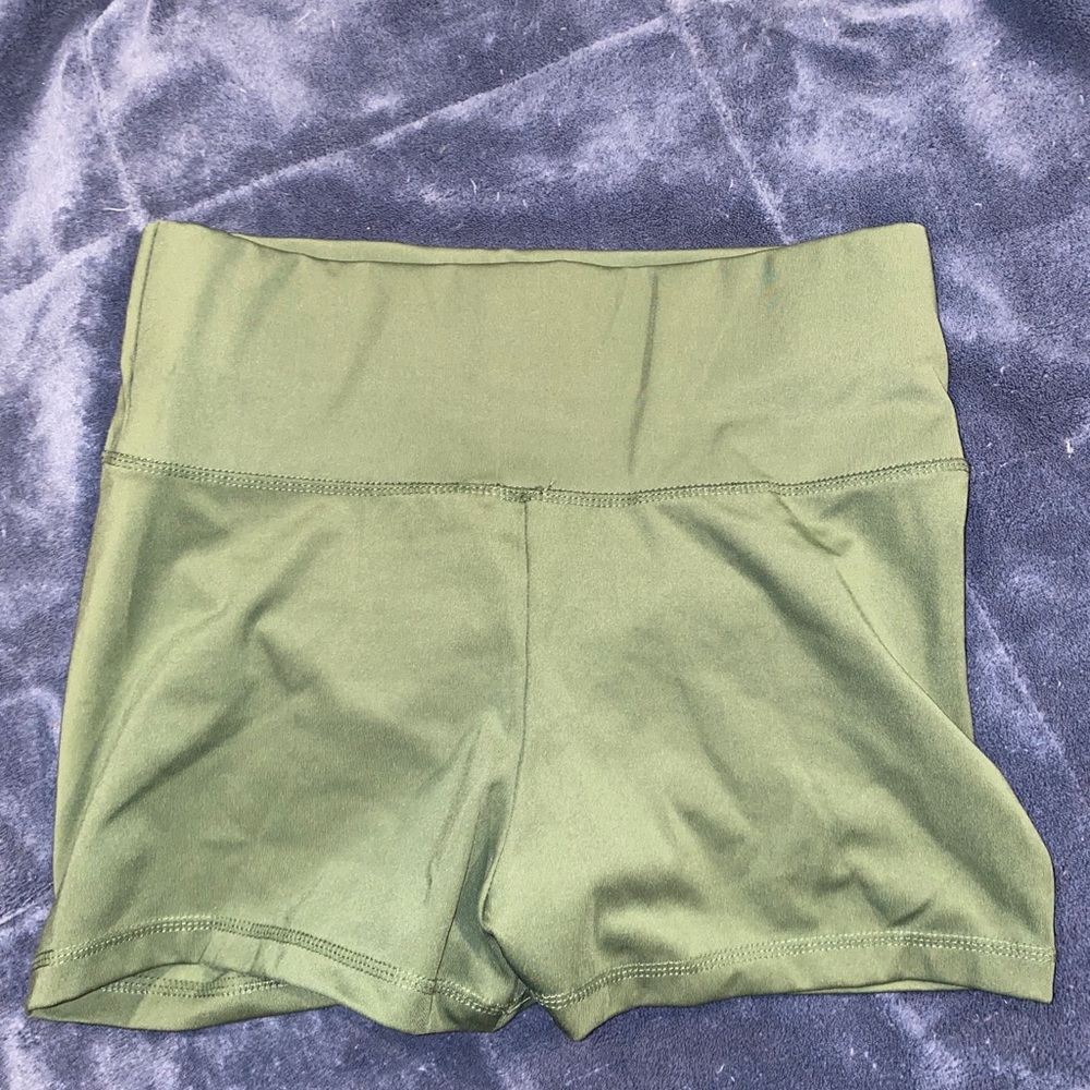 Butt lifting spandex!!